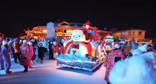 東北冰雪節奇緣8日～雪鄉蘑菇屋、伏爾加莊園、鏡泊湖景區