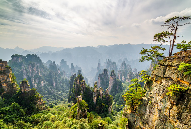 《文化參訪團》張家界超值６日－天門山、寶峰湖、鳳凰古城、芙蓉鎮、魅力湘西秀