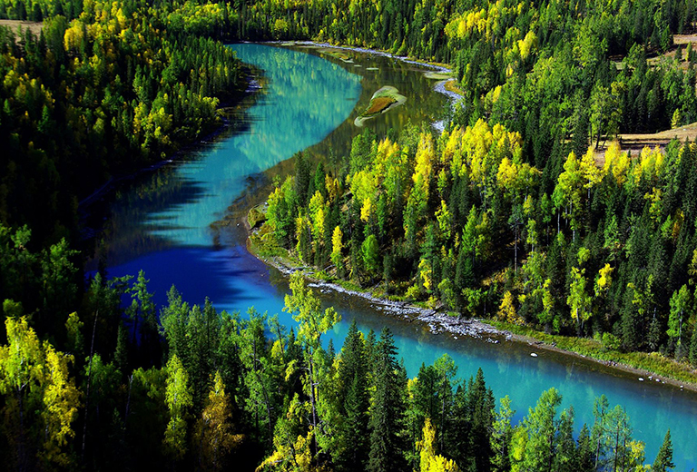 超值北疆12天-巴音布魯克、喀納斯、火焰山、禾木村