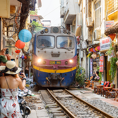 生命就該浪費在美好事物上，只要您願意為它停留。
