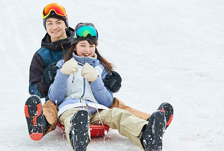 大阪雪地玩翻天×海之京都天橋立×國產牛燒烤吃到飽五日+天橋立纜車+伊根灣遊船+美山合掌村+抹茶表參道(泰越捷)