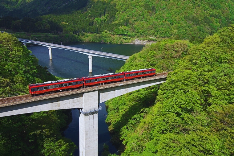 戀東北~會津鐵道.藏王纜車.藏王御釜秘境.銀山溫泉.豬苗代湖五日遊-保證入住星野集團飯店一晚(星宇)