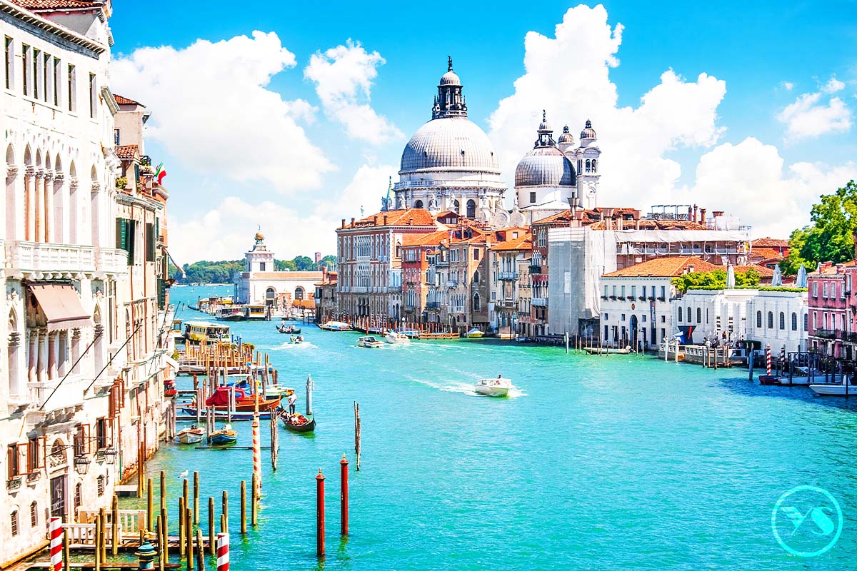 情定義大利~佛羅倫斯老城+羅馬.拿坡里~四大市區連泊.威尼斯島上飯店+托斯卡尼五星景觀飯店-法拉利高鐵14天