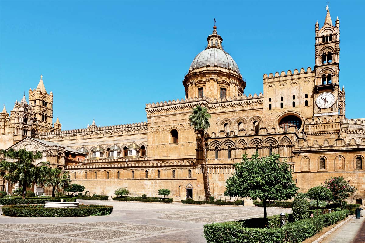 華麗歐洲~西西里島~艾特納火山、馬泰拉蘑菇村、卡布里島藍洞、漫遊羅馬假期13日
