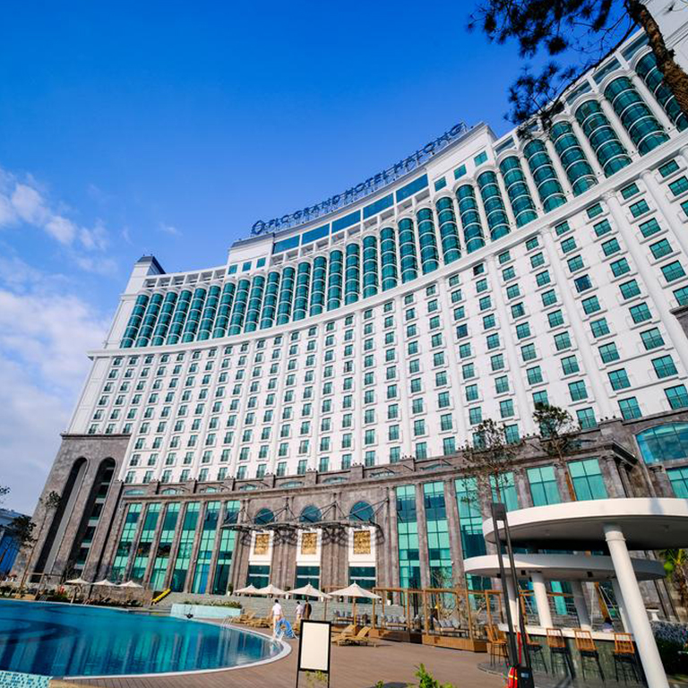 下龍灣高爾夫俱樂部&奢華度假飯店