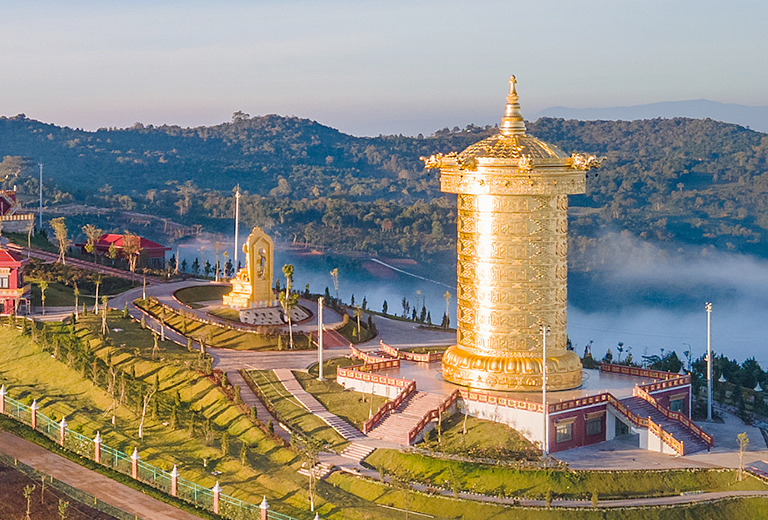 【五星芽莊大叻雙城記】休閒芽莊海島+大叻轉經輪泥雕公園6日